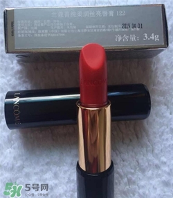 兰蔻菁纯唇膏122试色 兰蔻丝绒唇膏122试色图